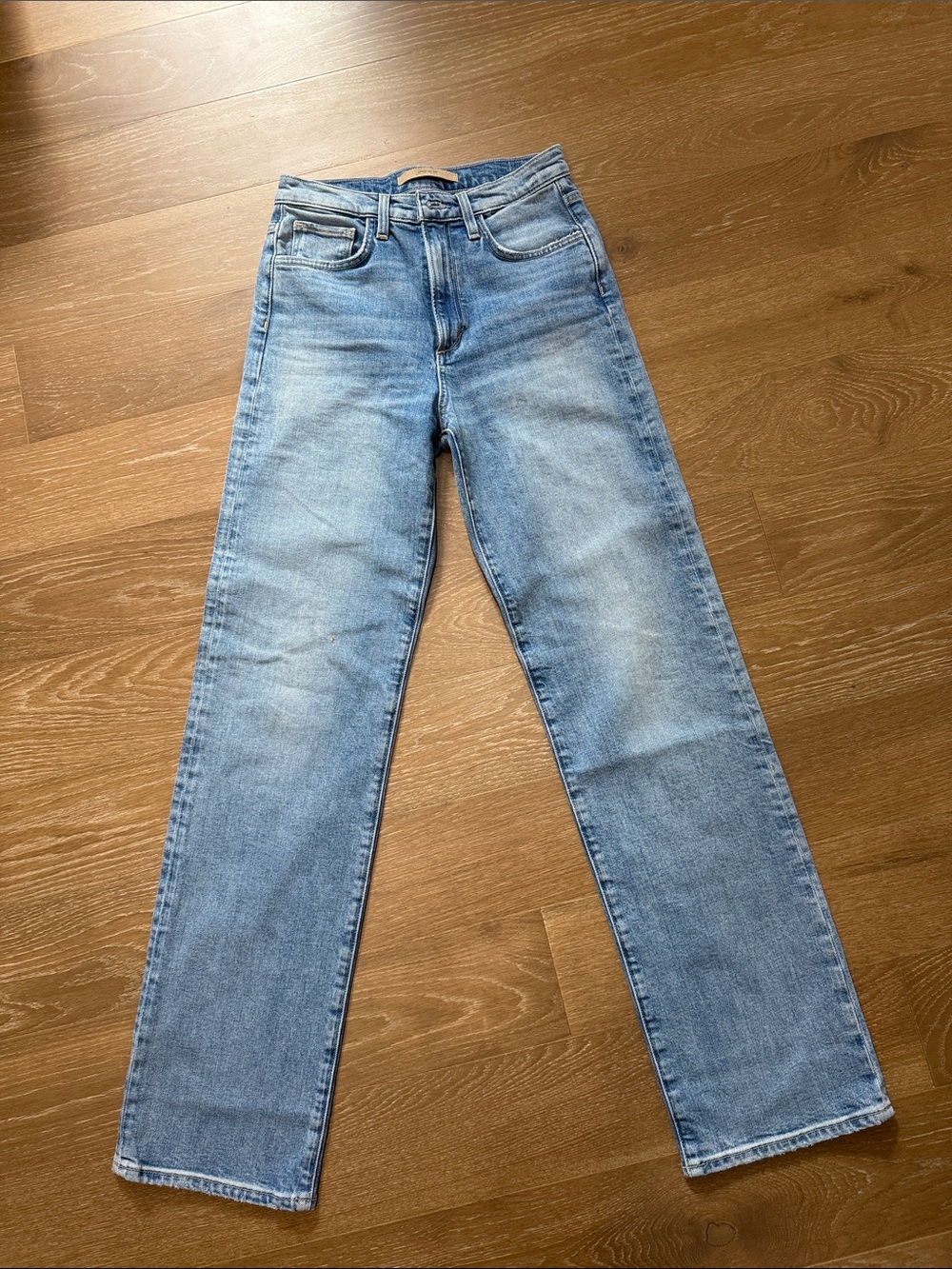 Joe's Jeans Women's Light Wash Straight Leg Jeans